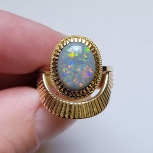 14k Gold Opal Ring